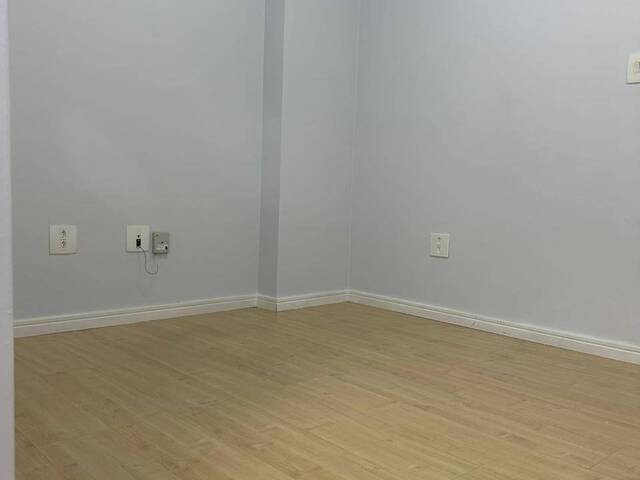 Sala para Venda em Curitiba - 5
